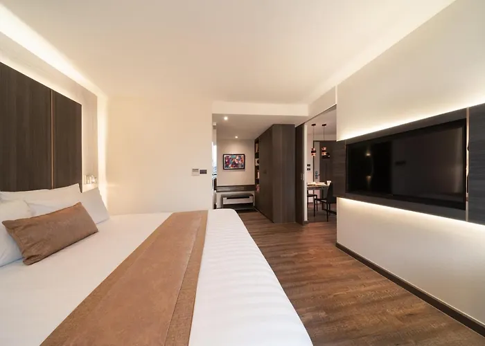 Aspira Parc Sukhumvit 22 Отель Бангкок
