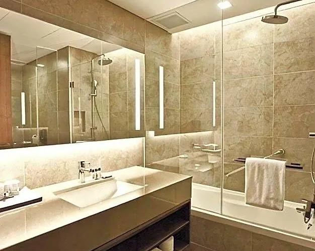 Отель Aspira Parc Sukhumvit 22 Бангкок