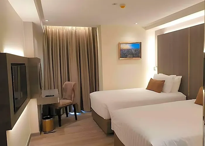 Aspira Parc Sukhumvit 22 Отель Бангкок