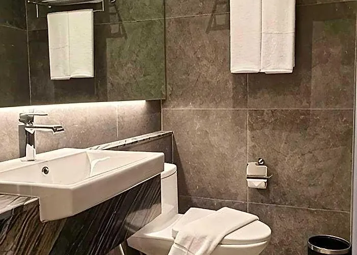Отель Aspira Parc Sukhumvit 22 4*